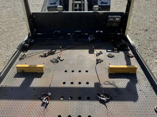 キャンター セーフティーローダー　カスタム　フラトップゼロ　新品エンジンＡＳＳＹ交換（記録簿有り）　極東開発　ＪＮ０２－４５　　ウインチ　ラジコン　左右アオリ開閉式　荷台長５，７２０ｍｍ　車検付　積載３．１ｔ　Ｉ５　５速　マニュアル　車載車　セフティーローダー（13枚目）