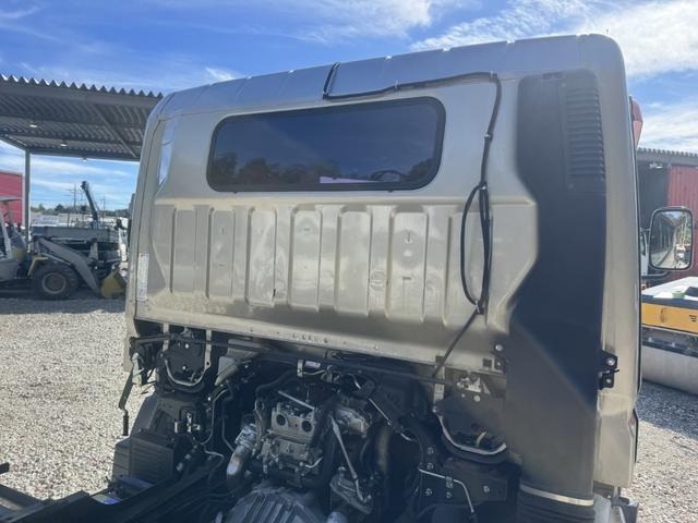 キャンター セーフティーローダー　カスタム　フラトップゼロ　新品エンジンＡＳＳＹ交換（記録簿有り）　極東開発　ＪＮ０２－４５　　ウインチ　ラジコン　左右アオリ開閉式　荷台長５，７２０ｍｍ　車検付　積載３．１ｔ　Ｉ５　５速　マニュアル　車載車　セフティーローダー（22枚目）