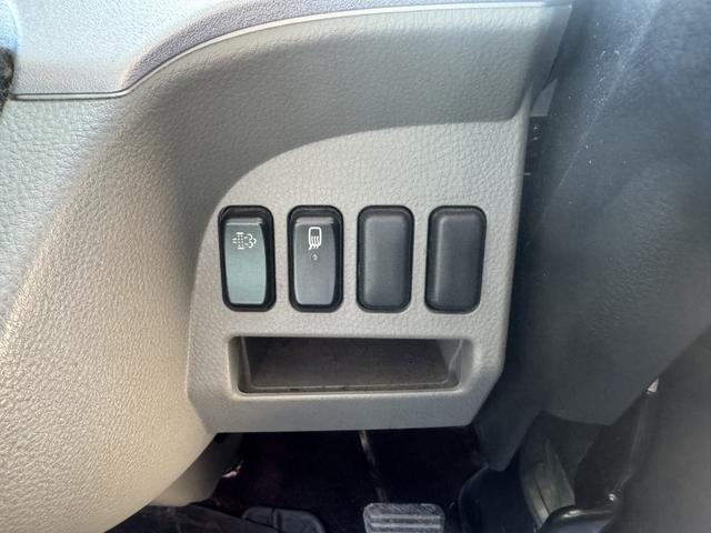 キャンター セーフティーローダー　カスタム　フラトップゼロ　新品エンジンＡＳＳＹ交換（記録簿有り）　極東開発　ＪＮ０２－４５　　ウインチ　ラジコン　左右アオリ開閉式　荷台長５，７２０ｍｍ　車検付　積載３．１ｔ　Ｉ５　５速　マニュアル　車載車　セフティーローダー（36枚目）