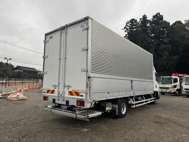 フォワード アルミウイング ワイド ベッド付 格納ゲート 日本トレクス リア観音扉 ラッシング2段 引出しフック5対 240馬力 6,220×2,410×2,410 車検付 積載2.25t F6 6速 マニュアル 4tウイング 極東開発 パワーゲート(4枚目)