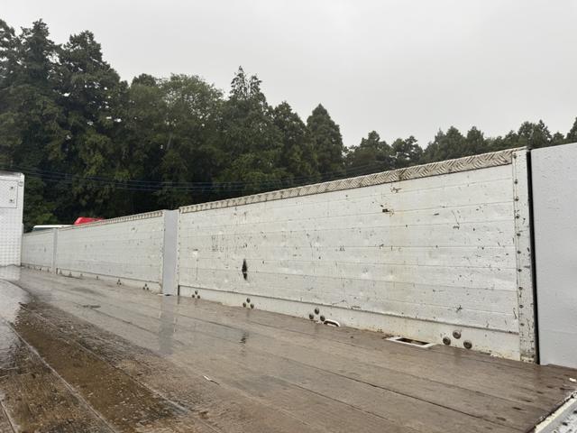 ギガ 2.9t吊4段クレーン アルミブロック 4軸低床 エアサス タダノ ZE504HRE ラジコン フックイン 8,670×2,390 積載11.9t F7 7速 マニュアル フルメッキ リターダ 吊t数2.9t吊 4段ブーム 古河ユニック UNIC 大型クレーン(11枚目)