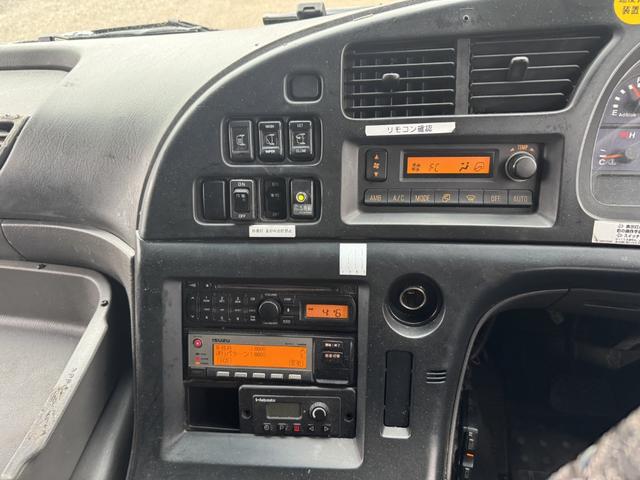 ギガ 2.9t吊4段クレーン アルミブロック 4軸低床 エアサス タダノ ZE504HRE ラジコン フックイン 8,670×2,390 積載11.9t F7 7速 マニュアル フルメッキ リターダ 吊t数2.9t吊 4段ブーム 古河ユニック UNIC 大型クレーン(39枚目)