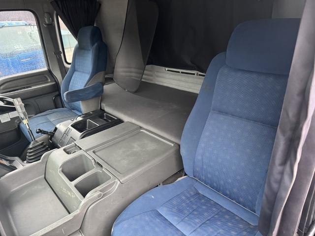 ギガ 2.9t吊4段クレーン アルミブロック 4軸低床 エアサス タダノ ZE504HRE ラジコン フックイン 8,670×2,390 積載11.9t F7 7速 マニュアル フルメッキ リターダ 吊t数2.9t吊 4段ブーム 古河ユニック UNIC 大型クレーン(45枚目)