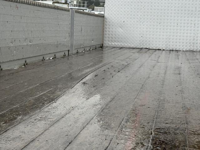 ギガ 2.9t吊4段クレーン アルミブロック 4軸低床 エアサス タダノ ZE504HRE ラジコン フックイン 8,670×2,390 積載11.9t F7 7速 マニュアル フルメッキ リターダ 吊t数2.9t吊 4段ブーム 古河ユニック UNIC 大型クレーン(63枚目)