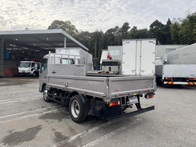 キャンター 木平　標準セミロング　走行３７千ｋｍ　床板張り替え済み　３方開　丸かんフック２対　積載３ｔ　Ｉ５　５速　マニュアル　平ボディー　平ボデー　ＥＴＣ２．０　バックカメラ　ＬＤＷＳ　アクティブブレーキアシスト（ＡＭＢ）（5枚目）