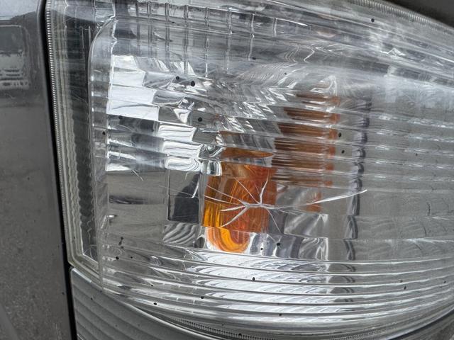 キャンター 木平　標準セミロング　走行３７千ｋｍ　床板張り替え済み　３方開　丸かんフック２対　積載３ｔ　Ｉ５　５速　マニュアル　平ボディー　平ボデー　ＥＴＣ２．０　バックカメラ　ＬＤＷＳ　アクティブブレーキアシスト（ＡＭＢ）（40枚目）