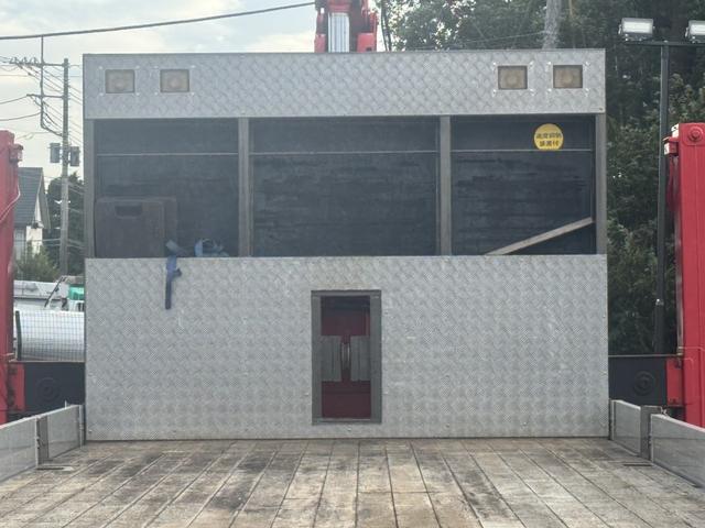 ギガ 2.9t吊4段セルフクレーン アルミブロック 4軸低床 古河ユニック URU504HN フックイン ラジコン スロープハンガー あゆみ板 8,600×2,330 積載11.8t アルミホイール 車検付 フルメッキ シフト:スムーサーG 3ペダル(13枚目)