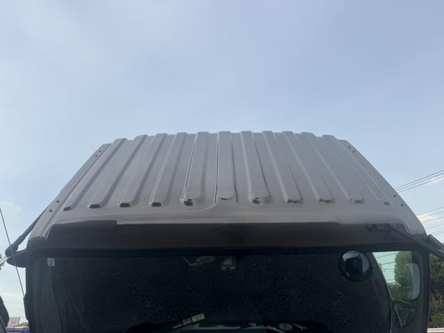 ギガ 2.9t吊4段セルフクレーン アルミブロック 4軸低床 古河ユニック URU504HN フックイン ラジコン スロープハンガー あゆみ板 8,600×2,330 積載11.8t アルミホイール 車検付 フルメッキ シフト:スムーサーG 3ペダル(53枚目)