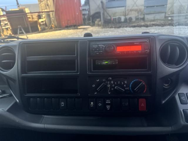 デュトロ 木平 ワイドロング 4,370×2,090 3方開 丸かんフック3対 精工ラック 走行53千km 積載2t F6 6速 マニュアル 平ボディー 平ボデー ETC1.0 アイドリングストップ LEDヘッドライト(26枚目)