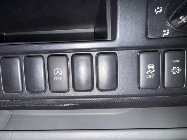 デュトロ 木平 ワイドロング 4,370×2,090 3方開 丸かんフック3対 精工ラック 走行53千km 積載2t F6 6速 マニュアル 平ボディー 平ボデー ETC1.0 アイドリングストップ LEDヘッドライト(29枚目)