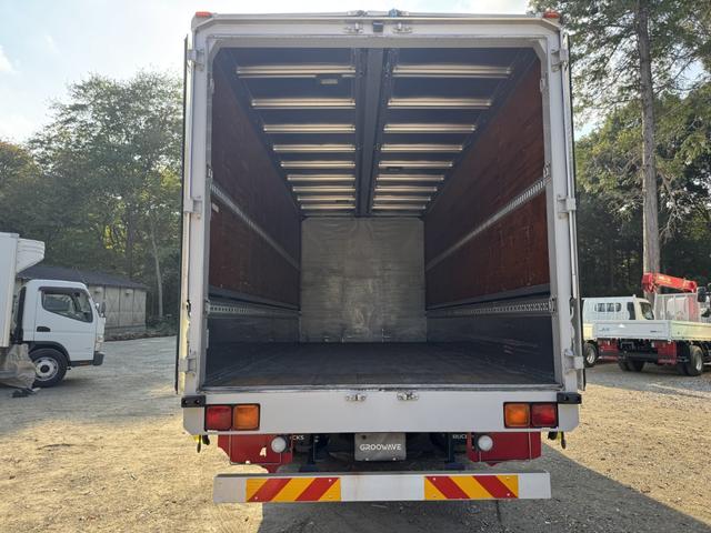 コンドル アルミウイング ワイド ベッド付 エアサス 6,230×2,400×2,400 日本フルハーフ リア観音扉 引出しフック5対 ラッシング2段 積載2.95t F6 6速 マニュアル 4tウイング バックカメラ エアサスコントローラー(10枚目)