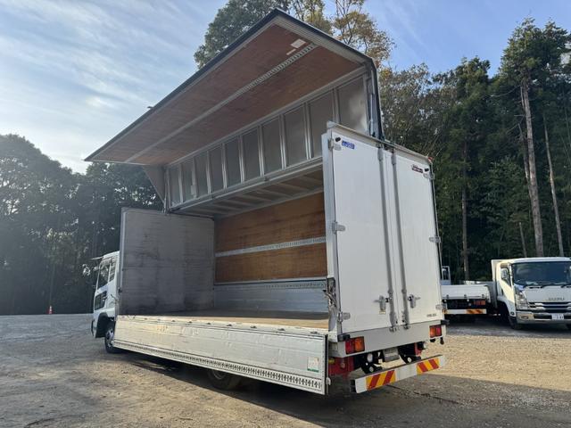 コンドル アルミウイング ワイド ベッド付 エアサス 6,230×2,400×2,400 日本フルハーフ リア観音扉 引出しフック5対 ラッシング2段 積載2.95t F6 6速 マニュアル 4tウイング バックカメラ エアサスコントローラー(17枚目)