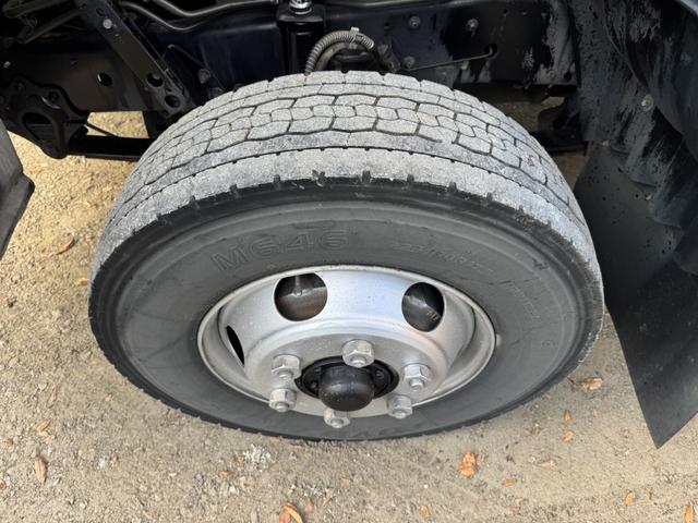 コンドル アルミウイング ワイド ベッド付 エアサス 6,230×2,400×2,400 日本フルハーフ リア観音扉 引出しフック5対 ラッシング2段 積載2.95t F6 6速 マニュアル 4tウイング バックカメラ エアサスコントローラー(49枚目)