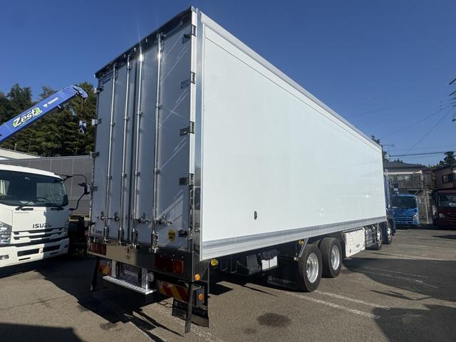 プロフィア 低温冷凍車 4軸低床 エアサス 菱重 -35℃設定 エバハウス スタンバイ サブエンジン 9,430×2,280×2,450 矢野特殊 サイド観音扉 ジョロダーレール ステンレス使用 積載13t リターダ 車検付 F7 マニュアル(5枚目)