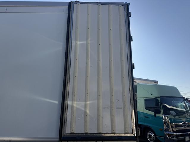 プロフィア 低温冷凍車 4軸低床 エアサス 菱重 -35℃設定 エバハウス スタンバイ サブエンジン 9,430×2,280×2,450 矢野特殊 サイド観音扉 ジョロダーレール ステンレス使用 積載13t リターダ 車検付 F7 マニュアル(18枚目)