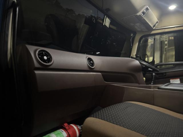 プロフィア 低温冷凍車 4軸低床 エアサス 菱重 -35℃設定 エバハウス スタンバイ サブエンジン 9,430×2,280×2,450 矢野特殊 サイド観音扉 ジョロダーレール ステンレス使用 積載13t リターダ 車検付 F7 マニュアル(39枚目)