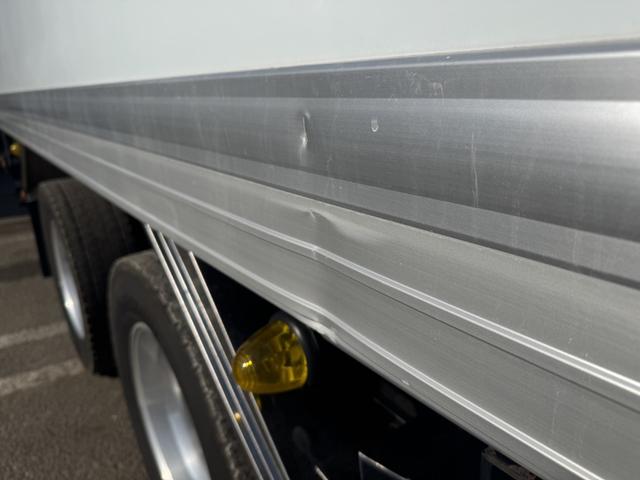 プロフィア 低温冷凍車 4軸低床 エアサス 菱重 -35℃設定 エバハウス スタンバイ サブエンジン 9,430×2,280×2,450 矢野特殊 サイド観音扉 ジョロダーレール ステンレス使用 積載13t リターダ 車検付 F7 マニュアル(55枚目)