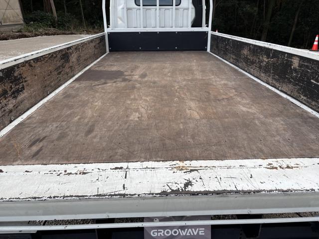 キャンター 木平　ワイドロング　垂直ゲート　走行７６千ｋｍ　積載２ｔ　Ｉ５　５速　マニュアル　新明和　パワーゲート　ゲート付き　平ボディー　平ボデー　２ｔ平　ＥＴＣ１．０（13枚目）