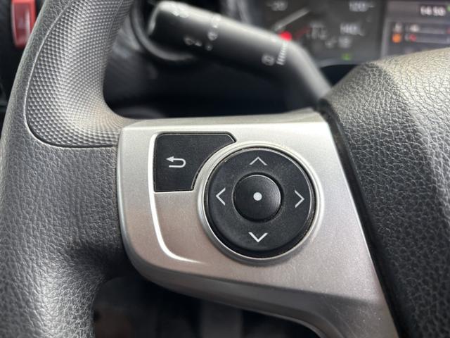 ヒノレンジャー アルミバン ワイド ベッド付 エアサス ハイルーフ 日本フルハーフ 6,210×2,390×2,570 サイドドア ステンレス使用 メッキパーツ アルミホイール 積載2.6t F6 6速 マニュアル 4tウイング バックカメラ シートヒーター付(30枚目)