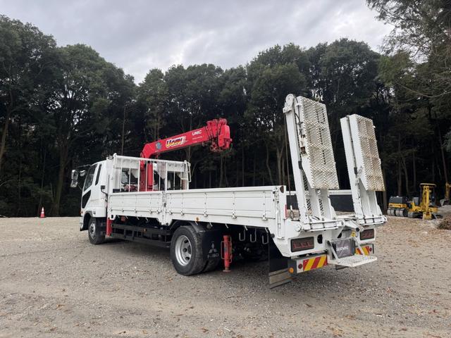 ファイター ２．９ｔ吊６段クレーン　木平　ワイド　ベッド付　増トン　古河ユニック　ＵＲＵ３７６　フックイン　ラジコン　差し違いアウトリガー　リアアウトリガー　油圧ゲート　５，６００×２，４００　積載５．４ｔ　Ｆ６　６速　マニュアル　増ｔクレーン　吊ｔ数２．９ｔ吊（5枚目）