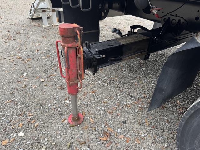 ファイター ２．９ｔ吊６段クレーン　木平　ワイド　ベッド付　増トン　古河ユニック　ＵＲＵ３７６　フックイン　ラジコン　差し違いアウトリガー　リアアウトリガー　油圧ゲート　５，６００×２，４００　積載５．４ｔ　Ｆ６　６速　マニュアル　増ｔクレーン　吊ｔ数２．９ｔ吊（20枚目）