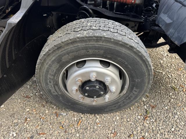 ファイター ２．９ｔ吊６段クレーン　木平　ワイド　ベッド付　増トン　古河ユニック　ＵＲＵ３７６　フックイン　ラジコン　差し違いアウトリガー　リアアウトリガー　油圧ゲート　５，６００×２，４００　積載５．４ｔ　Ｆ６　６速　マニュアル　増ｔクレーン　吊ｔ数２．９ｔ吊（51枚目）