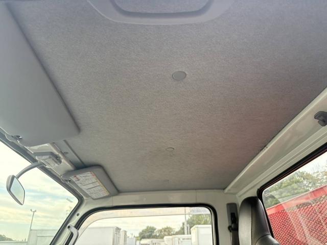 エルフトラック アームロール 新明和 CCA22-12T ツインホイスト 5t限定免許対応 積載2t F6 6速 マニュアル 脱着装置付きコンテナ専用車 コンテナ車 新明和アームロール(31枚目)