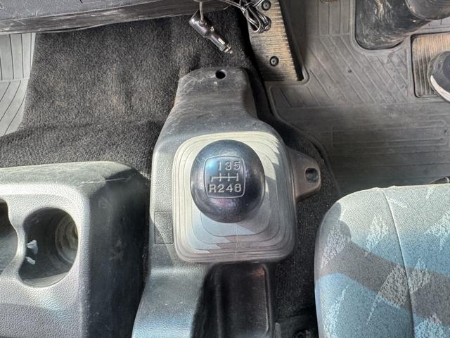 ヒノレンジャー 2.9t吊3段クレーン 木平 古河ユニック URU343 フックイン ラジコン 5,640×2,160 積載2.95t F6 6速 マニュアル 4tクレーン 吊t数2.9t吊 3段ブーム UNIC(35枚目)