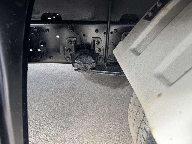 フォワード 2.9t吊4段クレーン 木平 タダノ ZE364HR フックイン ラジコン 差し違いアウトリガー 5,600×2,160 走行25千km 積載2.75t F6 6速 マニュアル 吊t数2.9t吊 4段ブーム 古河ユニック UNIC(26枚目)