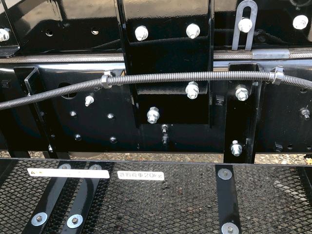 ファイター フックロール　極東開発　ＪＭ０４－５５－Ｄ　ツインホイスト　キャブバックステップ　ラジコン　走行３９０ｋｍ　車検付　積載３．４５ｔ　Ｆ６　６速　マニュアル　アームロール　バックカメラ　ＬＤＷＳ（21枚目）