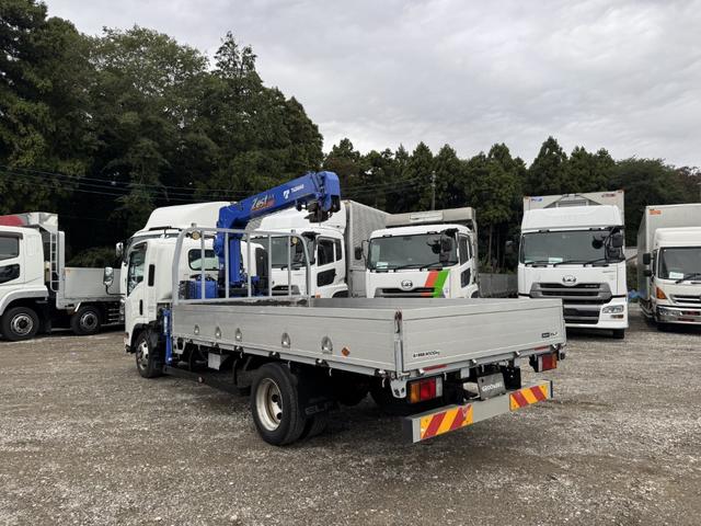 エルフトラック ２．６ｔ吊３段クレーン　アルミブロック　ワイド超ロング　タダノ　ＺＸ２６３ＨＳＡ　フックイン　ラジコン　４，０００×２，０８０　積載３ｔ　Ｆ６　６速　マニュアル　小型クレーン　古河ユニック　ＵＮＩＣ　送信機　アルミアオリ　アルミ平　ＥＴＣ１．０（5枚目）