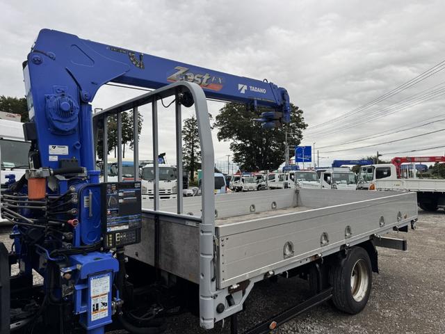 エルフトラック ２．６ｔ吊３段クレーン　アルミブロック　ワイド超ロング　タダノ　ＺＸ２６３ＨＳＡ　フックイン　ラジコン　４，０００×２，０８０　積載３ｔ　Ｆ６　６速　マニュアル　小型クレーン　古河ユニック　ＵＮＩＣ　送信機　アルミアオリ　アルミ平　ＥＴＣ１．０（8枚目）