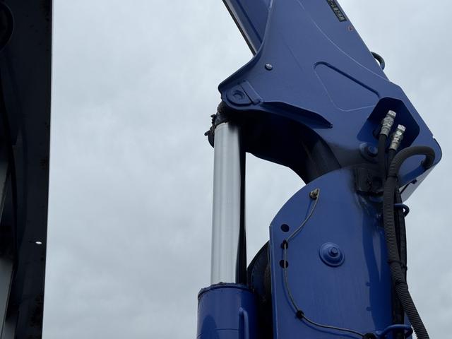 エルフトラック ２．６ｔ吊３段クレーン　アルミブロック　ワイド超ロング　タダノ　ＺＸ２６３ＨＳＡ　フックイン　ラジコン　４，０００×２，０８０　積載３ｔ　Ｆ６　６速　マニュアル　小型クレーン　古河ユニック　ＵＮＩＣ　送信機　アルミアオリ　アルミ平　ＥＴＣ１．０（17枚目）