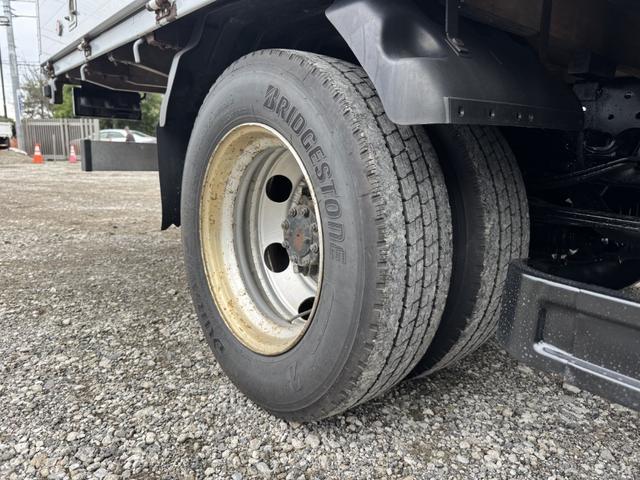 エルフトラック ２．６ｔ吊３段クレーン　アルミブロック　ワイド超ロング　タダノ　ＺＸ２６３ＨＳＡ　フックイン　ラジコン　４，０００×２，０８０　積載３ｔ　Ｆ６　６速　マニュアル　小型クレーン　古河ユニック　ＵＮＩＣ　送信機　アルミアオリ　アルミ平　ＥＴＣ１．０（49枚目）