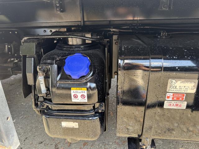 エルフトラック 低温冷凍車　ワイドロング　格納ゲート　菱重　ＴＤＪＳ４０Ａ－Ｌ２　－３０℃設定　エバハウス　スタンバイ　サイドドア　４，４００×２，０００×１，９４０　積載３．５５ｔ　車検付　Ｆ６　６速　マニュアル　極東開発　パワーゲート　ゲート付（29枚目）