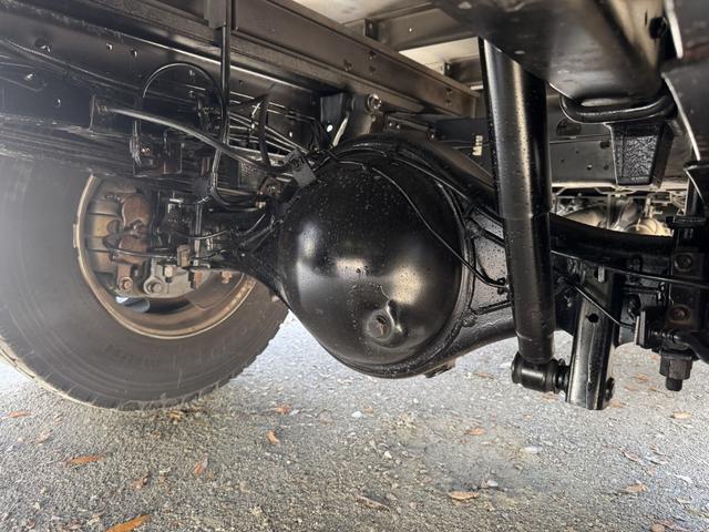 エルフトラック 低温冷凍車　ワイドロング　格納ゲート　菱重　ＴＤＪＳ４０Ａ－Ｌ２　－３０℃設定　エバハウス　スタンバイ　サイドドア　４，４００×２，０００×１，９４０　積載３．５５ｔ　車検付　Ｆ６　６速　マニュアル　極東開発　パワーゲート　ゲート付（30枚目）