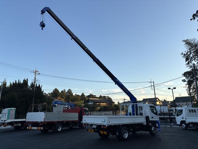 キャンター ２．９ｔ吊４段クレーン　木平　ワイドロング　タダノ　ＺＸ２９４ＨＲＳＡ　フックイン　ラジコン　３，７００×２，０９０　積載３．３５ｔ　走行４０６ｋｍ　車検付　Ｉ５　５速　マニュアル　吊ｔ数２．９ｔ吊　４段ブーム　古河ユニック　送信機（17枚目）