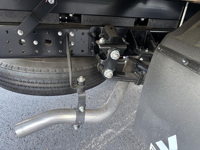 キャンター ２．９ｔ吊４段クレーン　木平　ワイドロング　タダノ　ＺＸ２９４ＨＲＳＡ　フックイン　ラジコン　３，７００×２，０９０　積載３．３５ｔ　走行４０６ｋｍ　車検付　Ｉ５　５速　マニュアル　吊ｔ数２．９ｔ吊　４段ブーム　古河ユニック　送信機（26枚目）