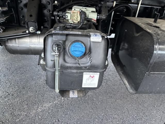 キャンター ２．９ｔ吊４段クレーン　木平　ワイドロング　タダノ　ＺＸ２９４ＨＲＳＡ　フックイン　ラジコン　３，７００×２，０９０　積載３．３５ｔ　走行４０６ｋｍ　車検付　Ｉ５　５速　マニュアル　吊ｔ数２．９ｔ吊　４段ブーム　古河ユニック　送信機（29枚目）