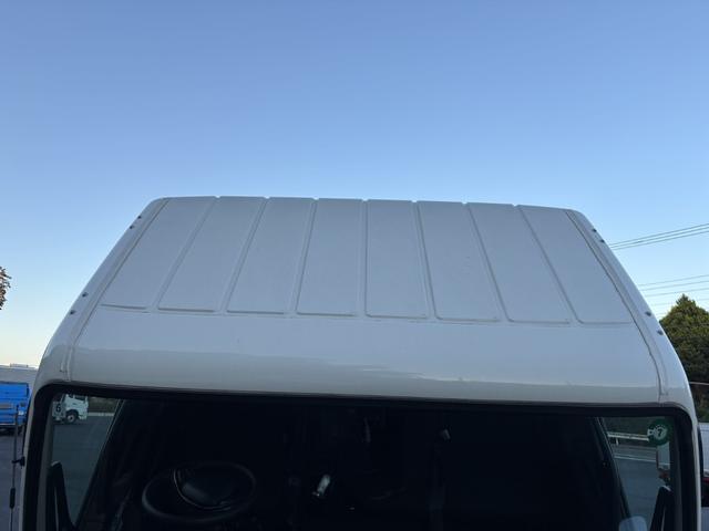 キャンター ２．９ｔ吊４段クレーン　木平　ワイドロング　タダノ　ＺＸ２９４ＨＲＳＡ　フックイン　ラジコン　３，７００×２，０９０　積載３．３５ｔ　走行４０６ｋｍ　車検付　Ｉ５　５速　マニュアル　吊ｔ数２．９ｔ吊　４段ブーム　古河ユニック　送信機（45枚目）