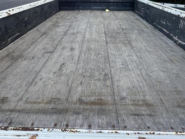 エルフトラック ２．２ｔ吊４段簡易クレーン付き　木平　ワイドロング　タダノ　ＺＳ２２４ＨＢＡ　フックイン　４，３６０×２，０８０　積載２ｔ　シフト：スムーサー　２ペダル　セミオートマ　吊ｔ数２．２ｔ吊　４段ブーム　ＥＴＣ　ＬＤＷＳ　　プリクラッシュブレーキ（ＰＣＢ）（13枚目）