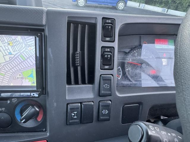 エルフトラック ２．２ｔ吊４段簡易クレーン付き　木平　ワイドロング　タダノ　ＺＳ２２４ＨＢＡ　フックイン　４，３６０×２，０８０　積載２ｔ　シフト：スムーサー　２ペダル　セミオートマ　吊ｔ数２．２ｔ吊　４段ブーム　ＥＴＣ　ＬＤＷＳ　　プリクラッシュブレーキ（ＰＣＢ）（34枚目）