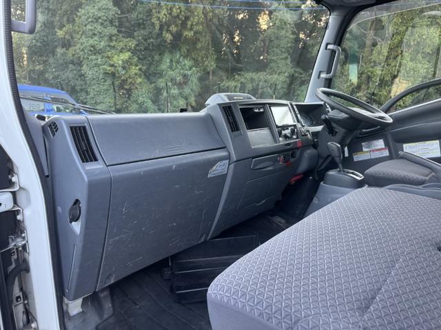 エルフトラック ２．２ｔ吊４段簡易クレーン付き　木平　ワイドロング　タダノ　ＺＳ２２４ＨＢＡ　フックイン　４，３６０×２，０８０　積載２ｔ　シフト：スムーサー　２ペダル　セミオートマ　吊ｔ数２．２ｔ吊　４段ブーム　ＥＴＣ　ＬＤＷＳ　　プリクラッシュブレーキ（ＰＣＢ）（36枚目）