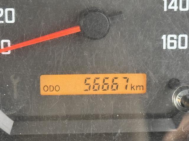 エルフトラック アルミバン　標準ロング　ムトウボデー　リアシャッター扉　荷箱内ステンレス張り　荷箱内フロントパネル加工穴　走行５６千ｋｍ　積載２ｔ　Ｆ６　６速　マニュアル　２ｔバン　ＥＴＣ１．０　アイドリングストップ（23枚目）