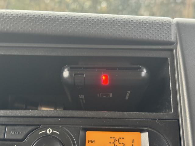 エルフトラック アルミバン　標準ロング　ムトウボデー　リアシャッター扉　荷箱内ステンレス張り　荷箱内フロントパネル加工穴　走行５６千ｋｍ　積載２ｔ　Ｆ６　６速　マニュアル　２ｔバン　ＥＴＣ１．０　アイドリングストップ（25枚目）