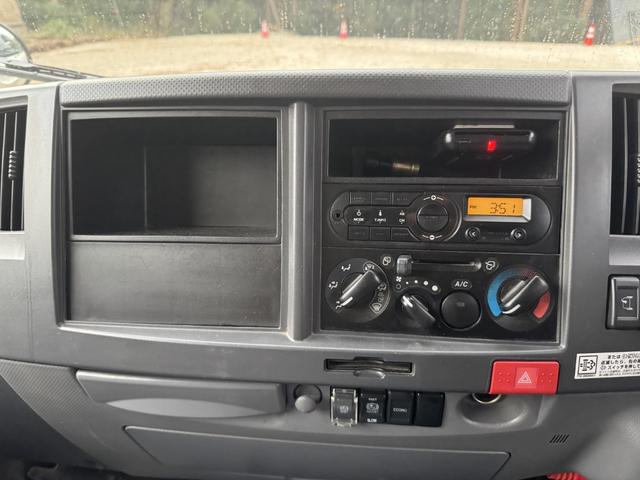 エルフトラック アルミバン　標準ロング　ムトウボデー　リアシャッター扉　荷箱内ステンレス張り　荷箱内フロントパネル加工穴　走行５６千ｋｍ　積載２ｔ　Ｆ６　６速　マニュアル　２ｔバン　ＥＴＣ１．０　アイドリングストップ（26枚目）