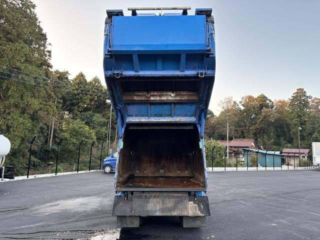 エルフトラック プレスパッカー 新明和 GTO42-5433WS1 4.2立米 汚水タンク 低騒音 助手席側スライドドア 積載2t F6 6速 マニュアル 塵芥車 プレス式 ゴミ収集車 2tパッカー ETC1.0 バックカメラ(21枚目)