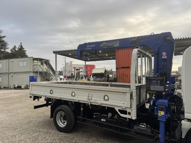 エルフトラック ２．６ｔ吊３段クレーン　木平　標準ロング　タダノ　ＺＥ２６３ＭＨ　フックイン　ラジコン　３，６２０×１，８００　走行７４千ｋｍ　積載２ｔ　Ｆ５　５速　マニュアル　吊ｔ数２．６ｔ吊　３段ブーム　送信機　古河ユニック　２ｔクレーン（7枚目）