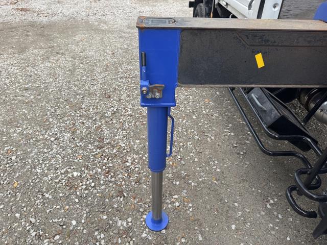 エルフトラック ２．６ｔ吊３段クレーン　木平　標準ロング　タダノ　ＺＥ２６３ＭＨ　フックイン　ラジコン　３，６２０×１，８００　走行７４千ｋｍ　積載２ｔ　Ｆ５　５速　マニュアル　吊ｔ数２．６ｔ吊　３段ブーム　送信機　古河ユニック　２ｔクレーン（19枚目）