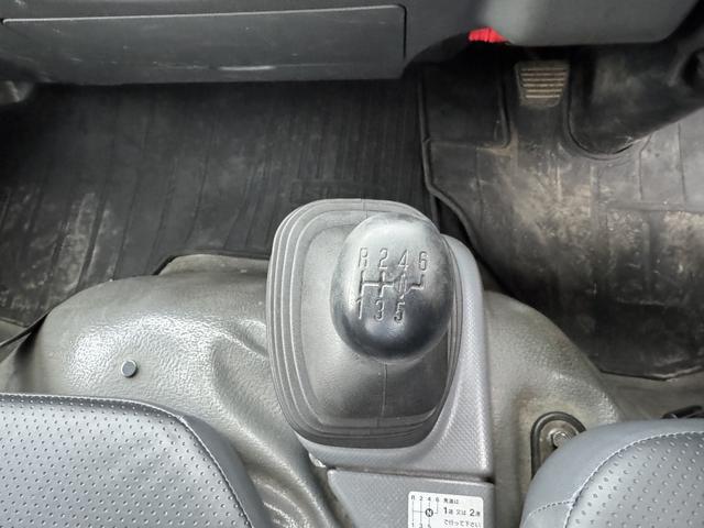 エルフトラック ２．６ｔ吊３段クレーン　木平　標準ロング　タダノ　ＺＥ２６３ＭＨ　フックイン　ラジコン　３，６２０×１，８００　走行７４千ｋｍ　積載２ｔ　Ｆ５　５速　マニュアル　吊ｔ数２．６ｔ吊　３段ブーム　送信機　古河ユニック　２ｔクレーン（40枚目）